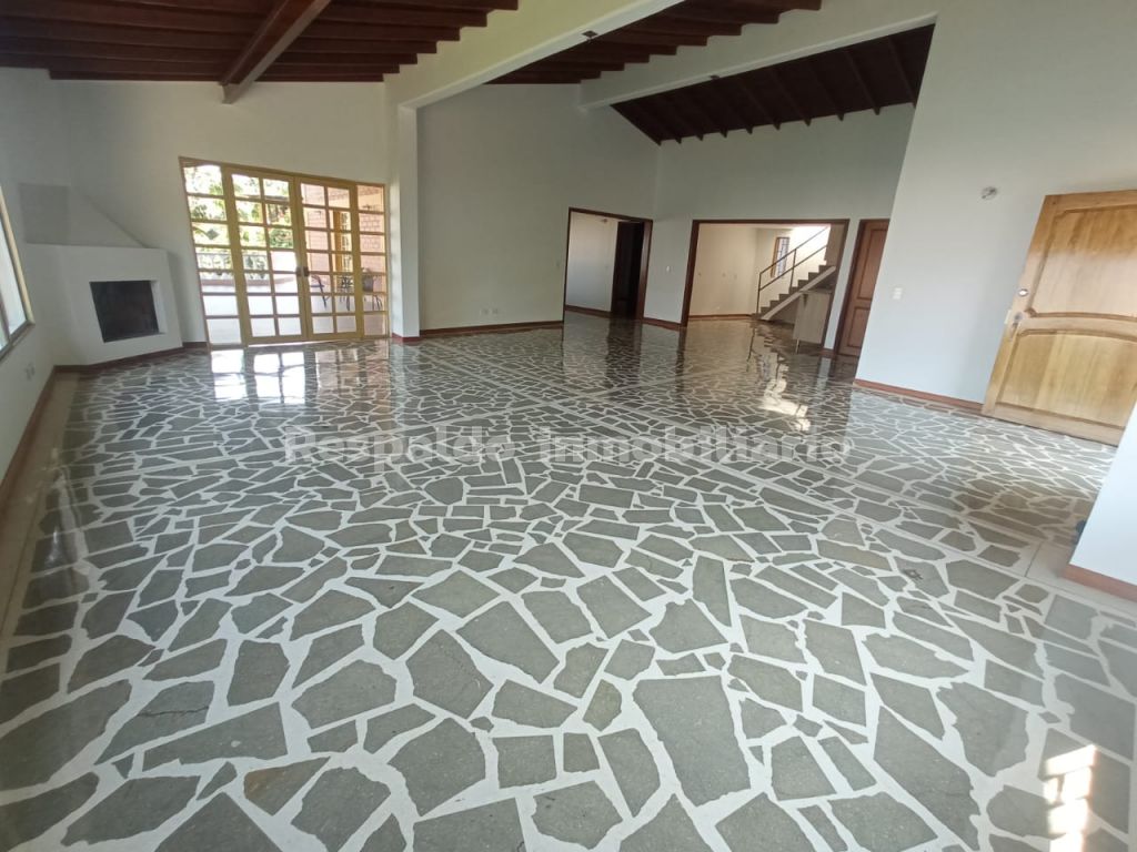 house en arriendo - Carrera 39 # 61B sur 20 Casa Independiente 107