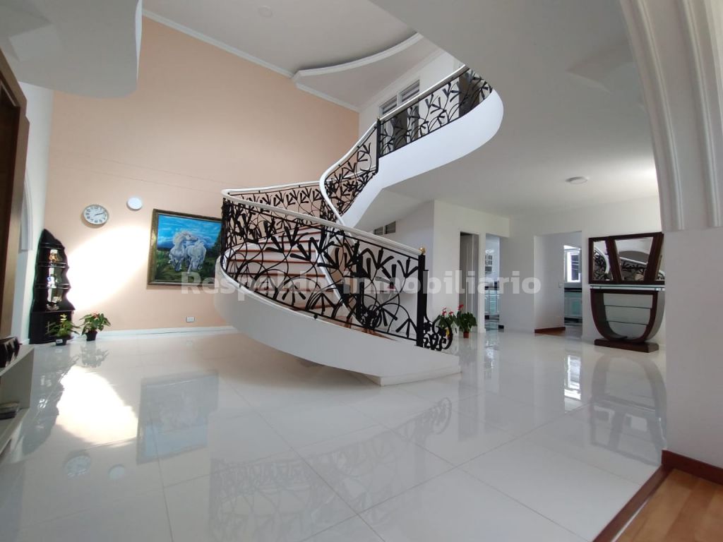 house en arriendo - Carrera 30 # 63 Sur 65 Casa Blanca. Las Brisas