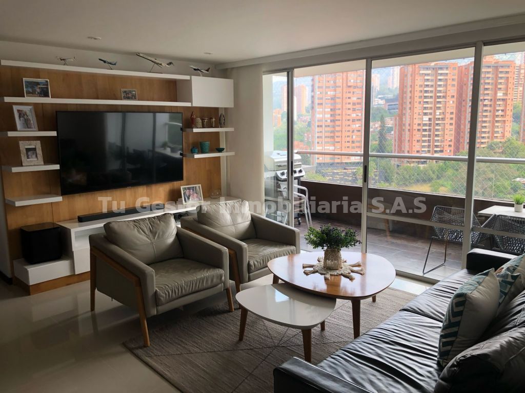 apartment en arriendo - Poblado Los Balsos en Poblado Los Balsos