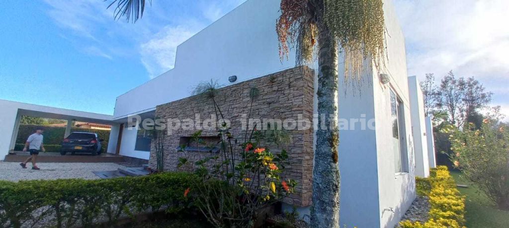 house en arriendo - Km 3 vía Llano Grande parcelación prado verde casa 27